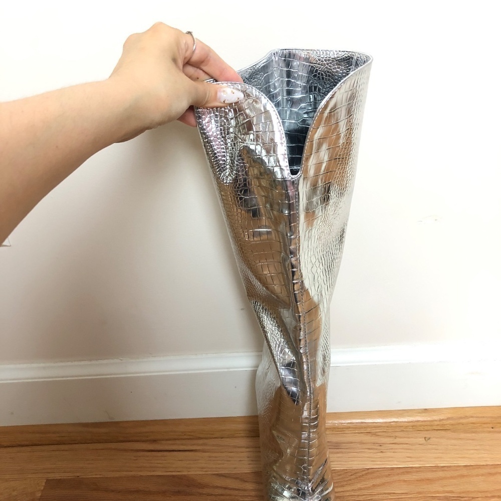 NEW Silver Knee High Croc Boots 4.33" Block Heel - Picture 6 of 9